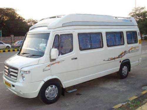 17 Seater mini bus on rent in mumbai